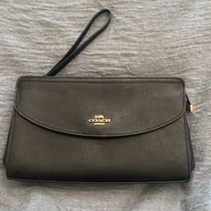Coach leather wrist wallet (black)